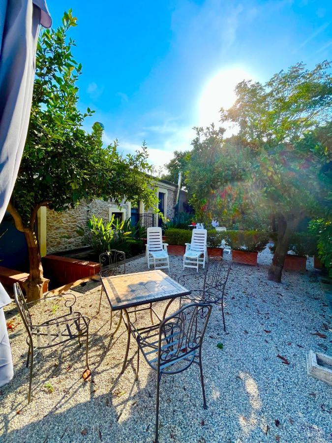 Apartamento Il Giardino Di Athena 1 Paestum Exterior foto